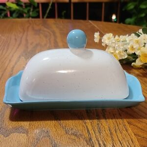 Boston Warehouse Sky Blue and White Butter Dish